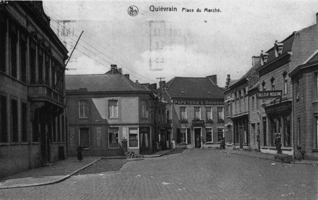 L'Hôtel de ville et la Place du marché (Carte oblitérée 1937)